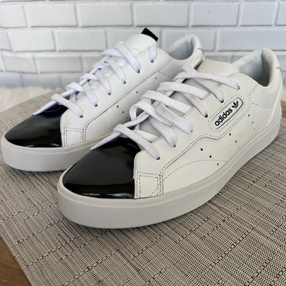 Adidas Sleek Cloud White Womens Lace Up Shoes Sneakers Size 9 - Picture 3 of 11